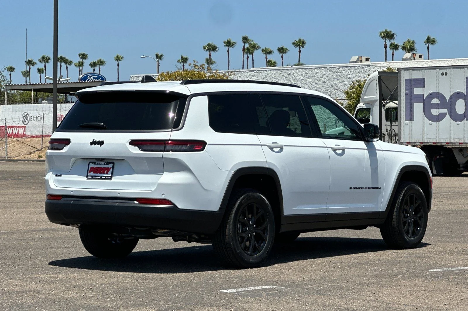 New 2026 Bright White Clear-Coat Exterior Paint Jeep Altitude image 3