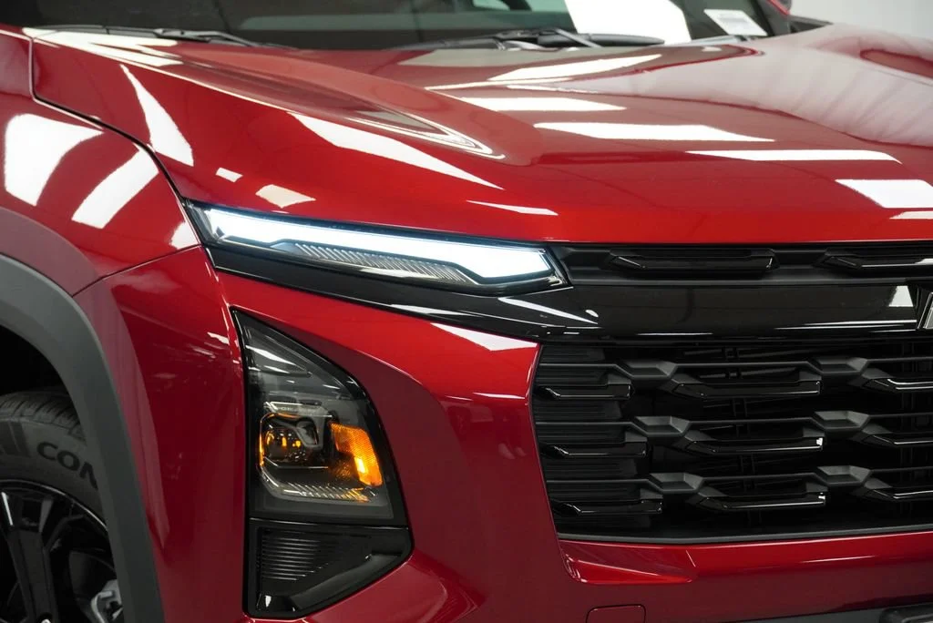 2027 Chevrolet Equinox LT - Photo 31