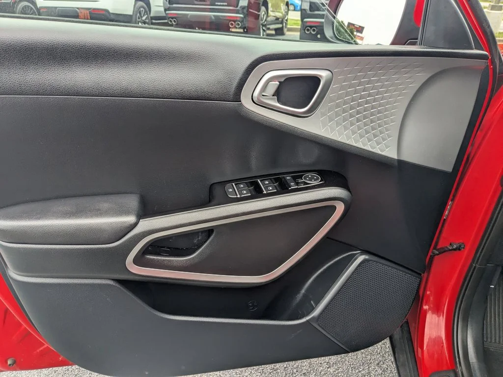 Used 2025 Inferno Red Kia LX image 11