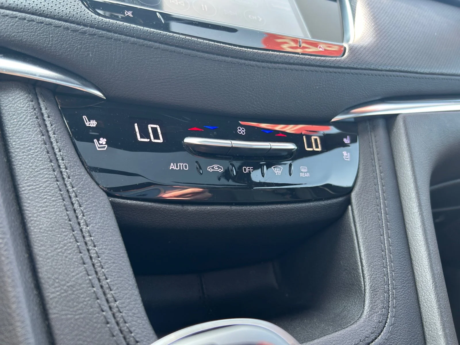 Certified Used 2025 STELLAR BLACK METALLIC Cadillac AWD Premium Luxury Leather Sunroof Nav image 24