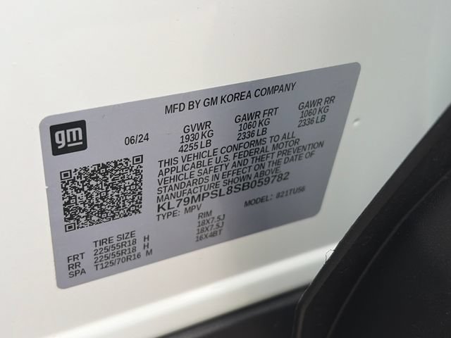 Used 2025 Summit White Chevrolet LT image 28