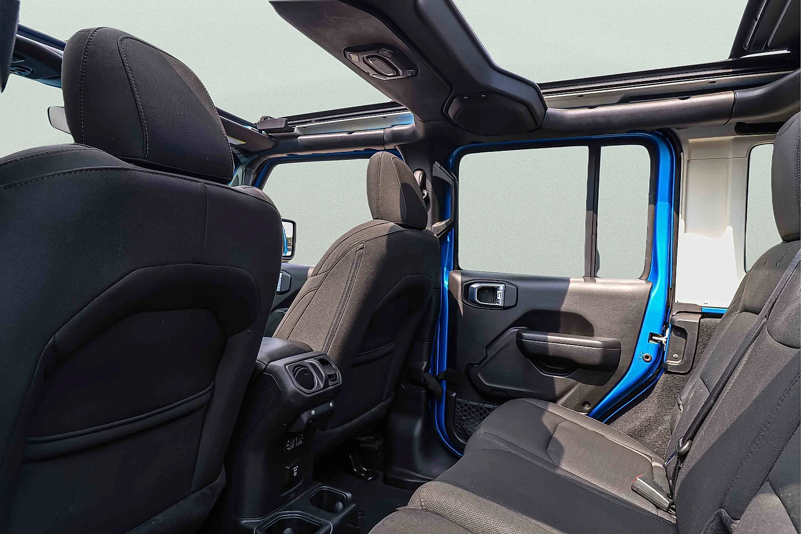 Used 2023 Hydro Blue Pearlcoat Jeep Willys image 22