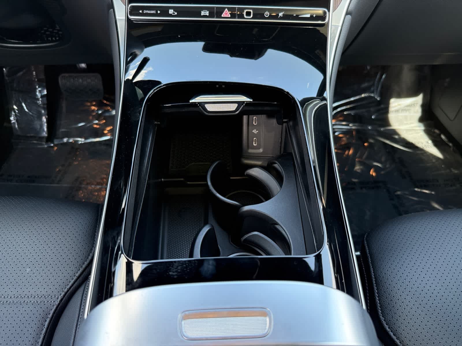 Certified Used 2025  Mercedes-Benz GLC 300 image 14