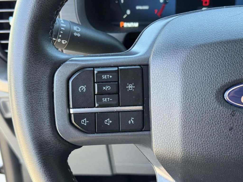 Used 2025 White Ford XLT image 11