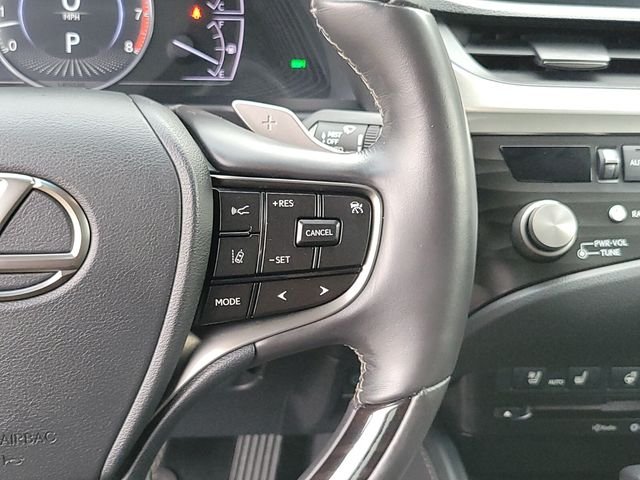 Used 2021 White Lexus 350 image 37