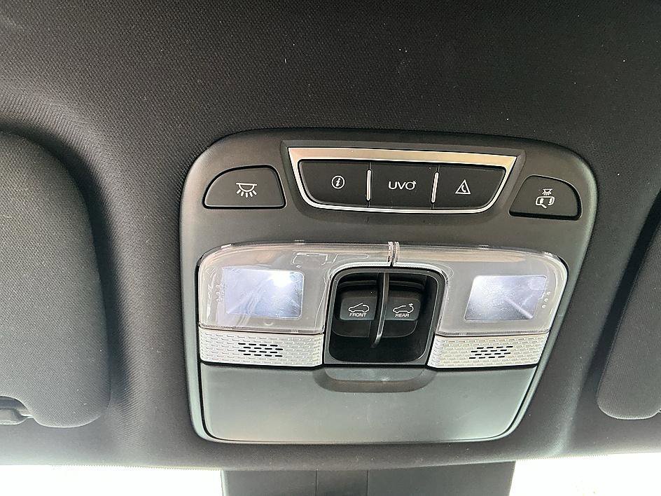 Used 2021 Gravity Grey Kia SX image 20