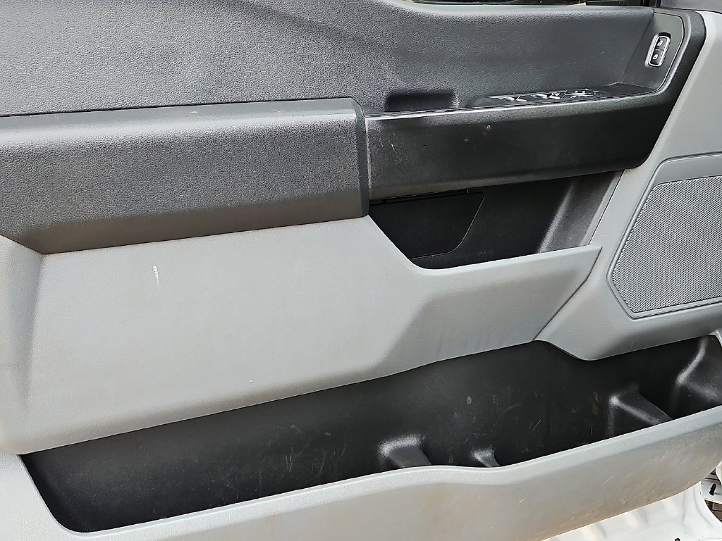Used 2023 Oxford White Ford XL image 18