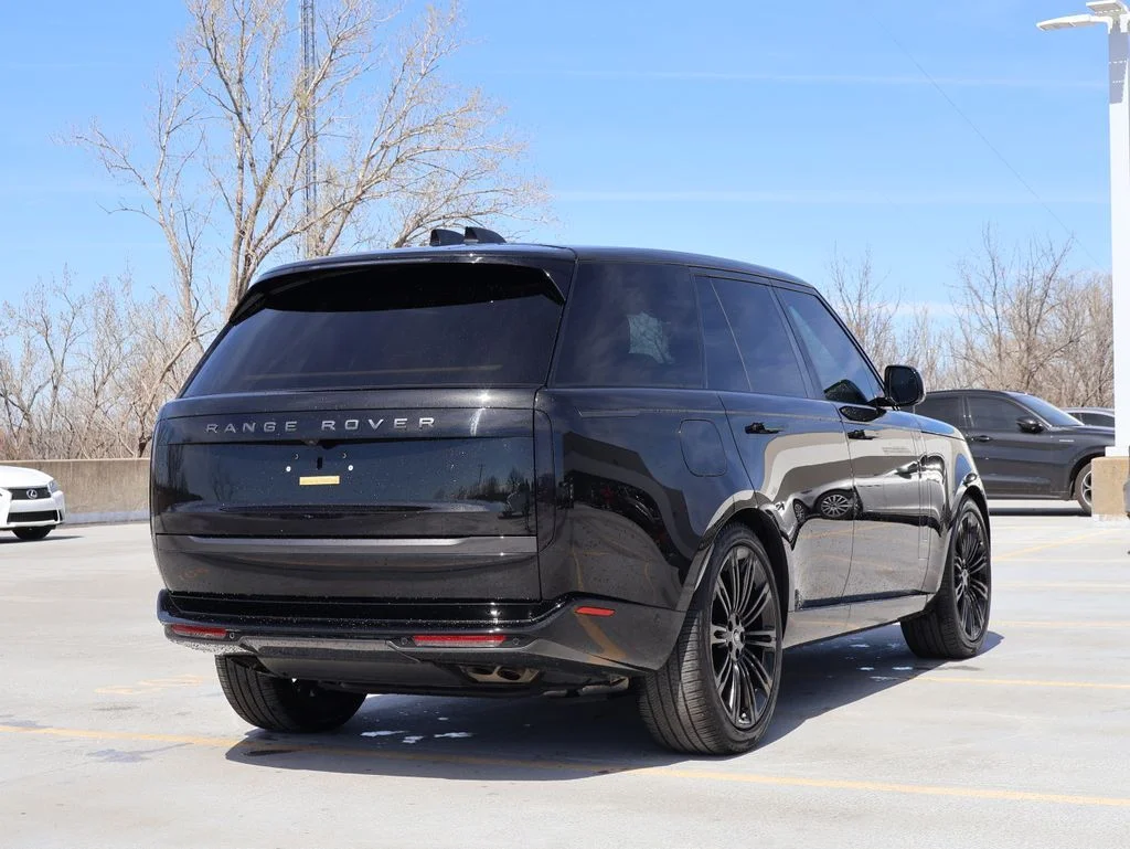 Certified Used 2024 Santorini Black Metallic Land Rover SE image 7
