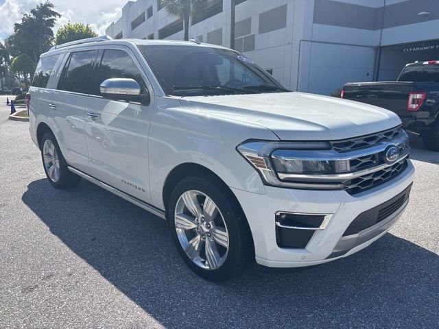 2023 Ford Expedition Platinum's photo