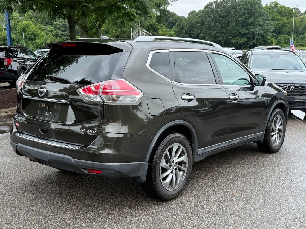 Used 2015 Midnight Jade Nissan SL image 6
