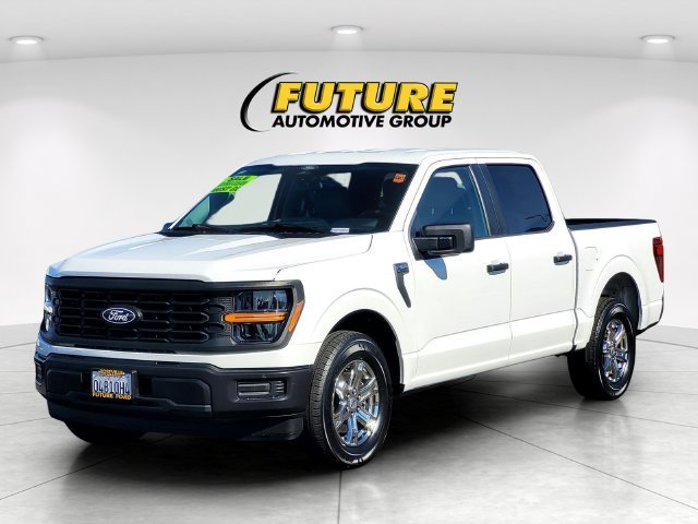 Used 2025 White Ford XL image 8
