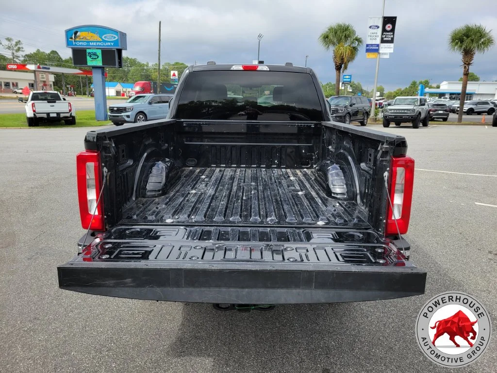 Used 2026 Black Ford XLT image 13