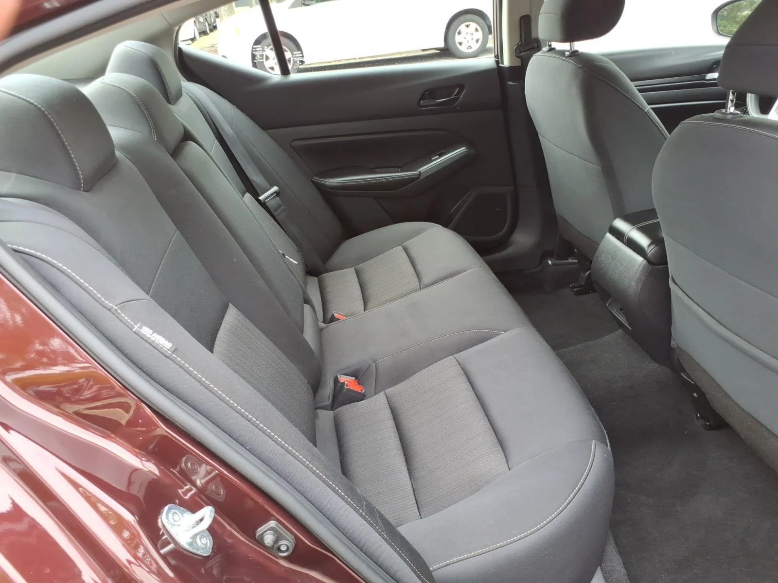 Used 2024 Garnet Pearl Metallic Nissan 2.5 SV image 25