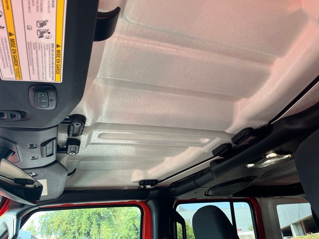 Certified Used 2023 Punkn Metallic Clearcoat Jeep Rubicon image 11