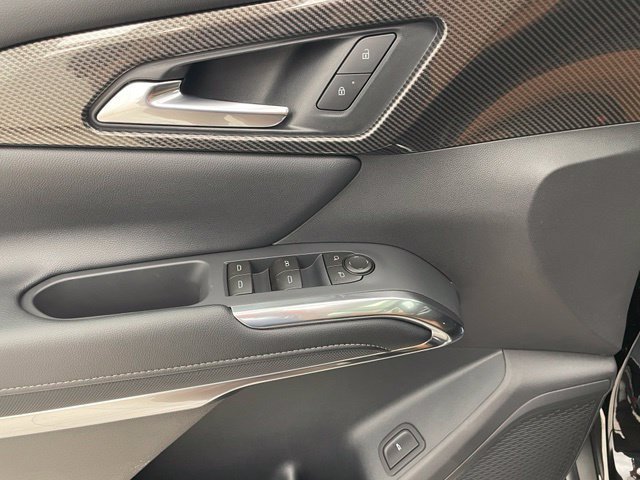 New 2027 Mosaic Black Metallic Chevrolet Z71 image 17