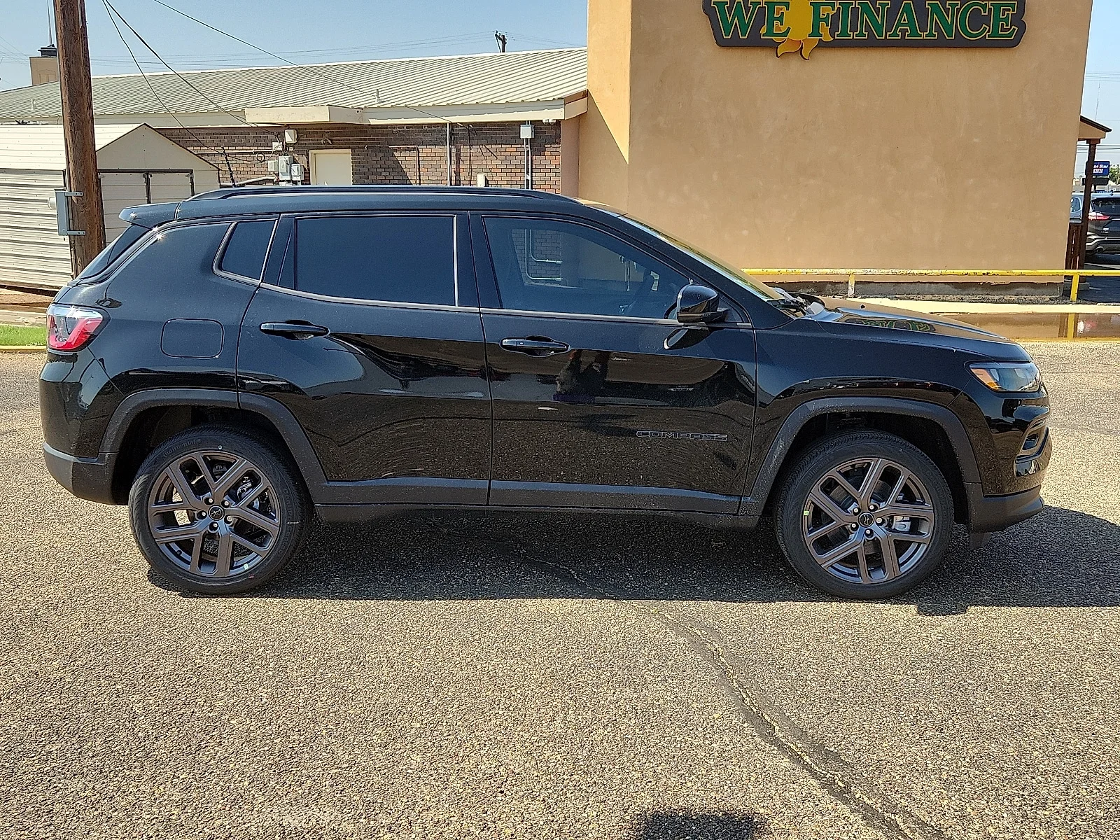 New 2025 PXJ Diamond Bla Jeep LIMITED 4X4 image 5