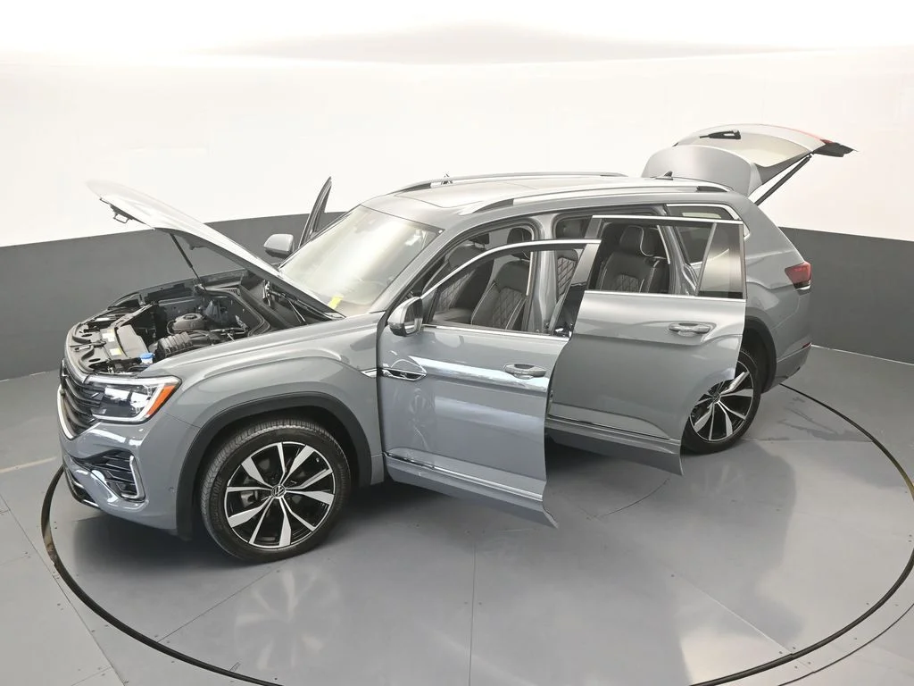 Used 2025 Gray Volkswagen 2.0T SEL Premium R-Line image 58
