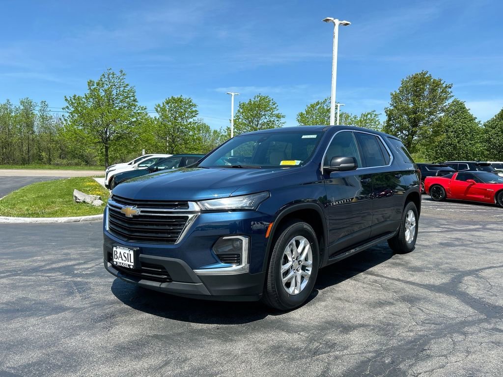 2022 Chevrolet Traverse AWD LS's photo