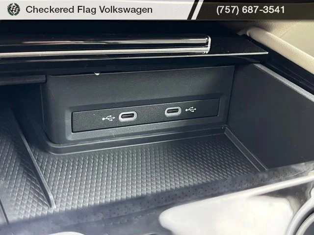 New 2026 Silver Volkswagen 2.0T SE w/Technology image 42