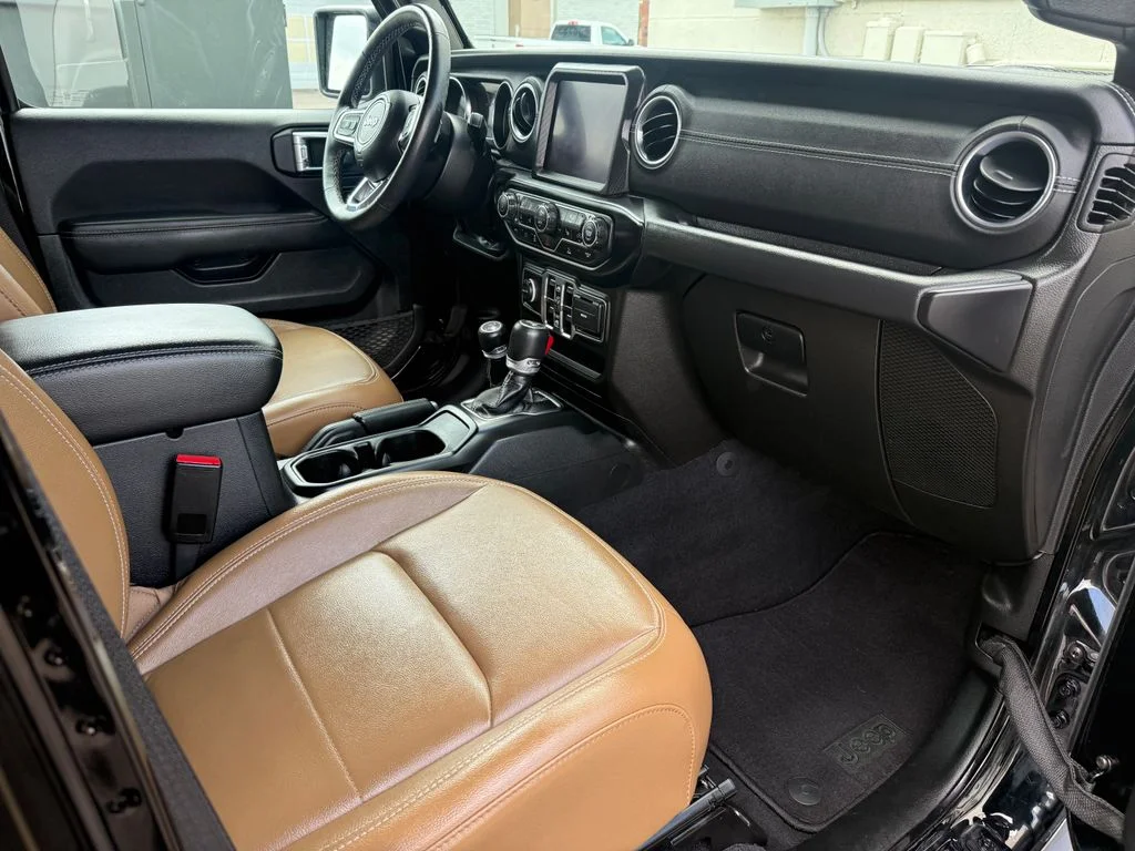 Used 2023 Black Jeep Sahara 4xe image 17