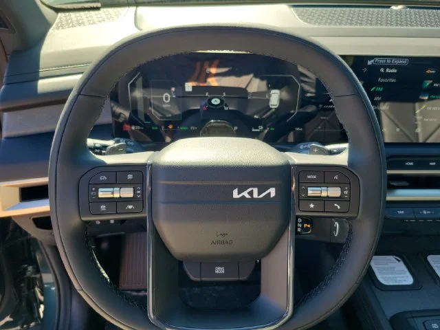 New 2027 Black Jade Green Kia SX image 17