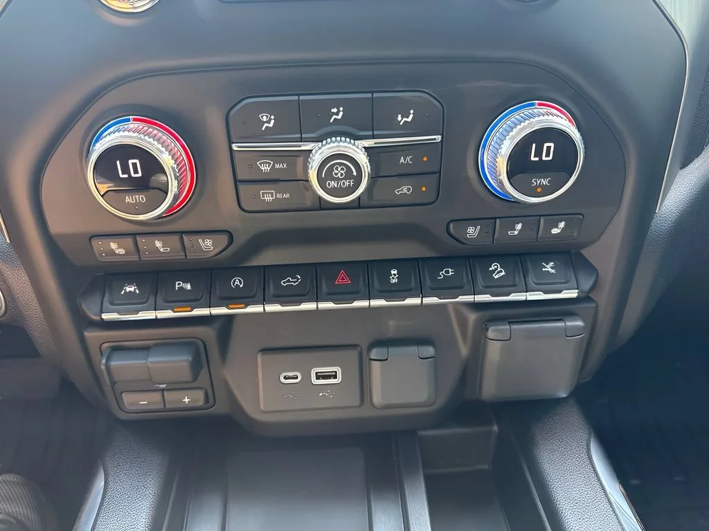 Used 2021 SATIN STEEL METALLIC GMC Denali image 22