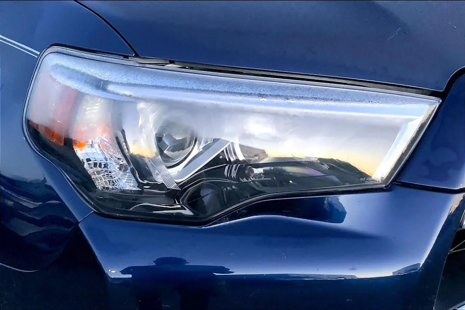Used 2015 Nautical Blue Pearl Toyota Limited image 24