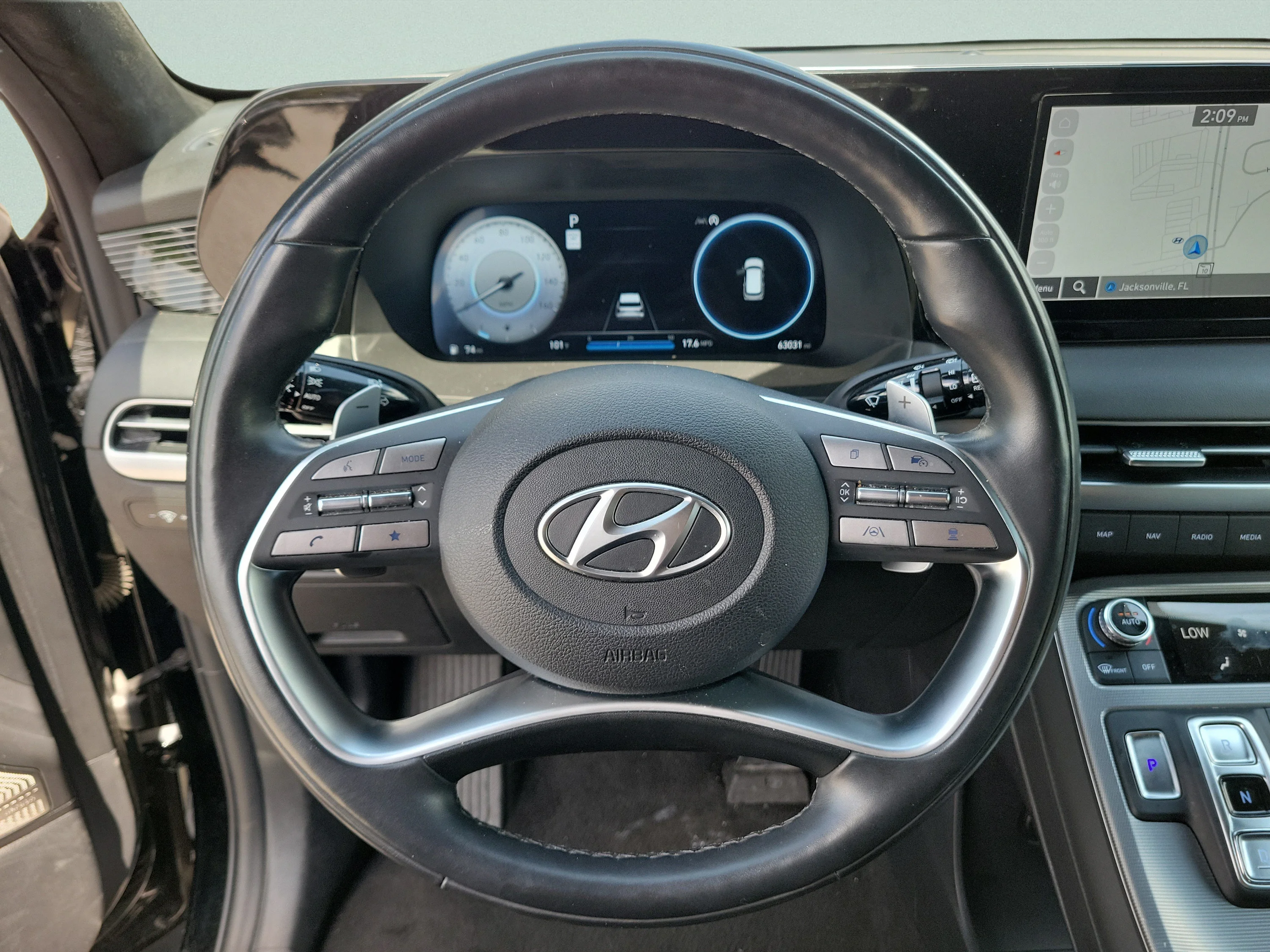 Used 2024 Abyss Black Pearl Hyundai Calligraphy image 27