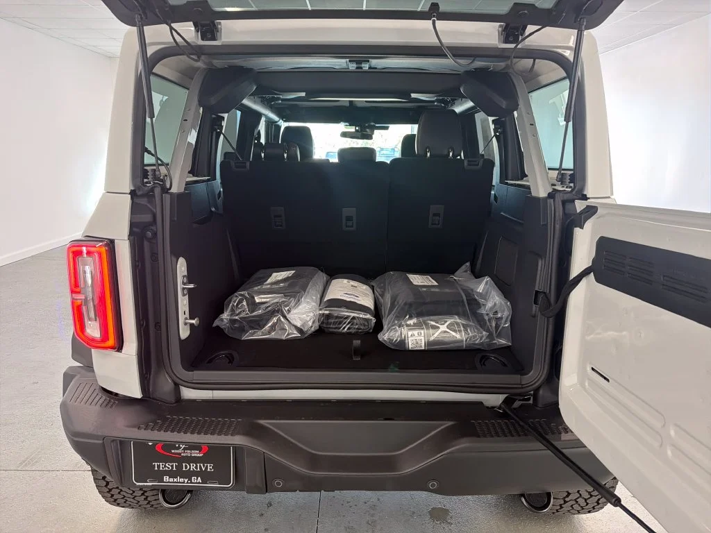 New 2026 Avalanche Gray Ford Badlands® image 8