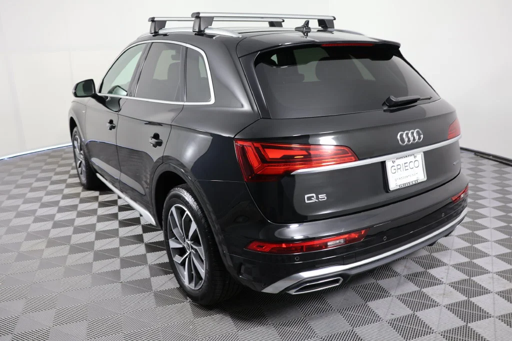 Used 2024 Mythos Black Metallic Audi 45 S line Premium Plus image 6
