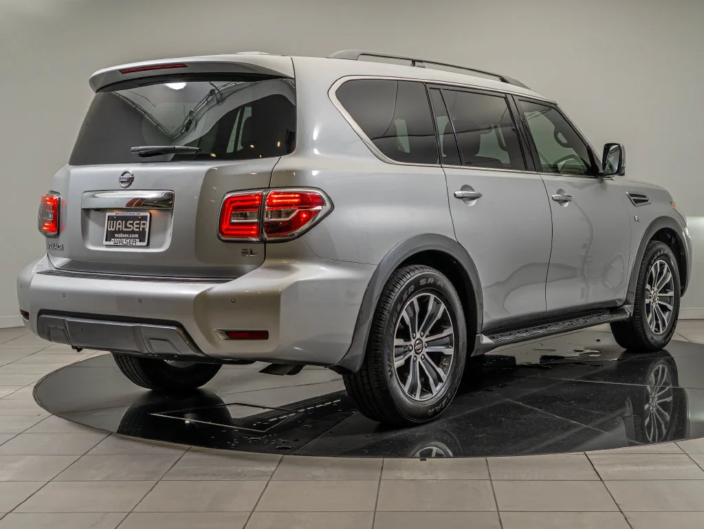 Used 2020 Brilliant Silver Metallic Nissan SL image 10