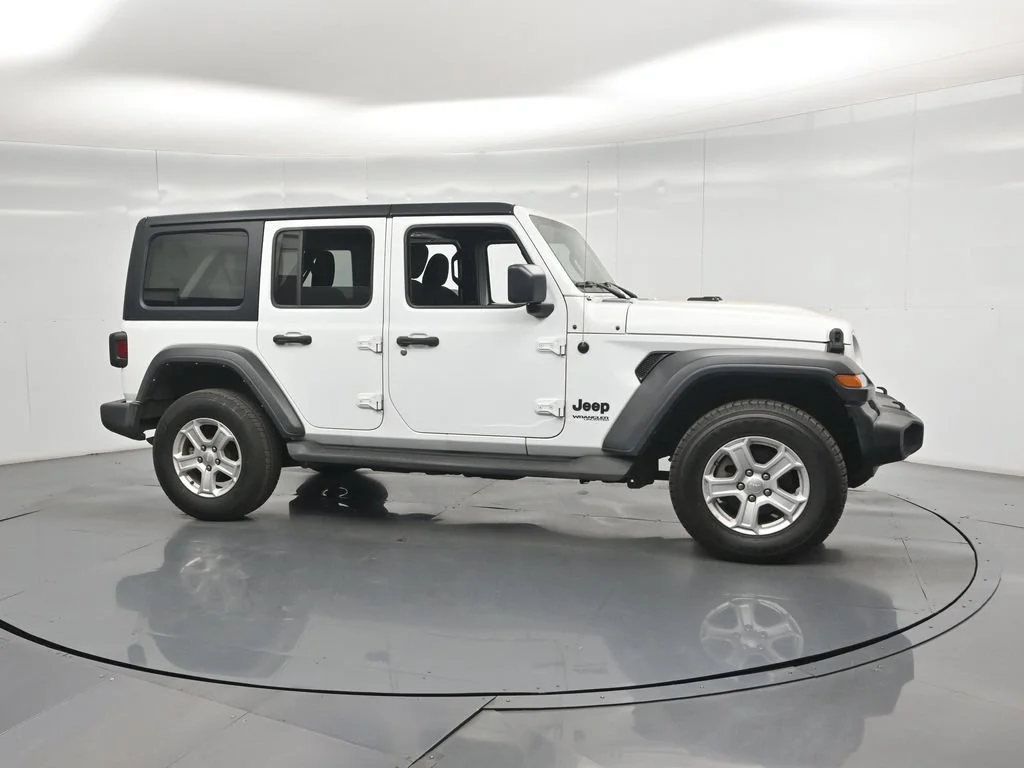 Used 2022 White Jeep Unlimited Sport S image 6