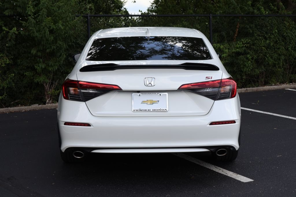 Used 2024 White Honda Base image 6
