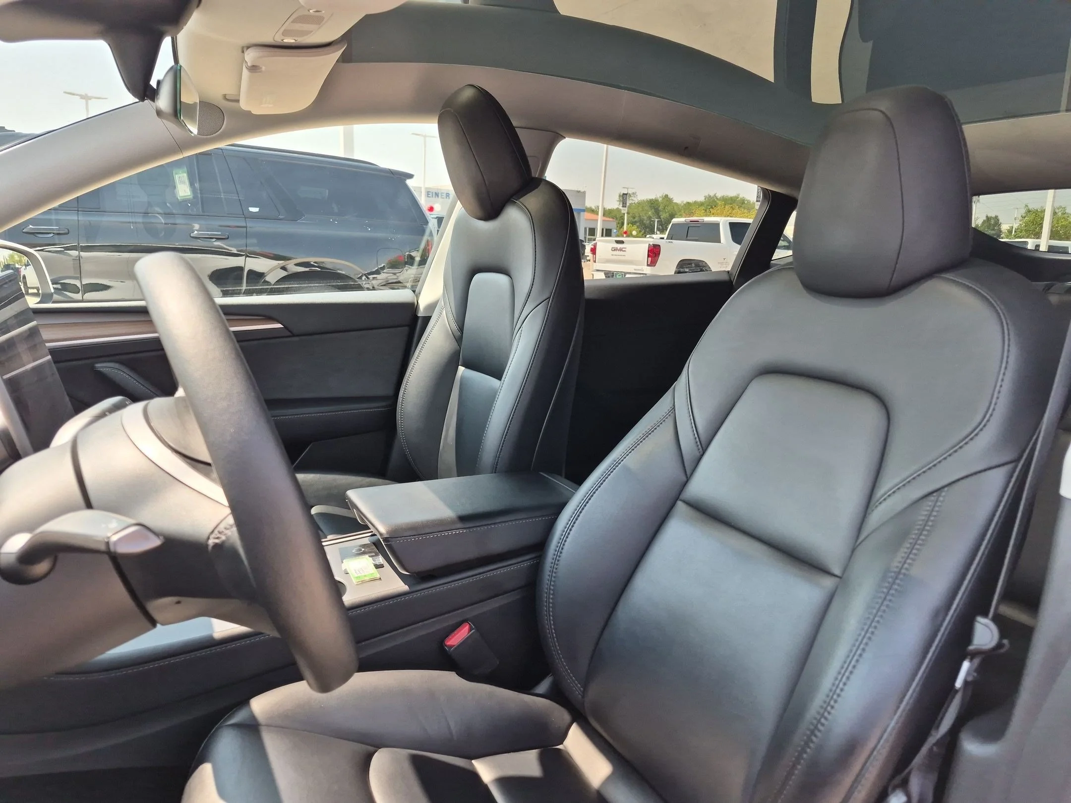Used 2023  Tesla Long Range image 24