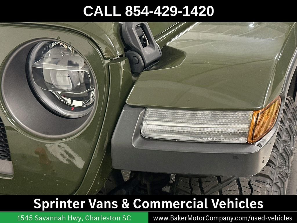 Used 2021 Green Clearcoat Jeep Unlimited Rubicon image 31
