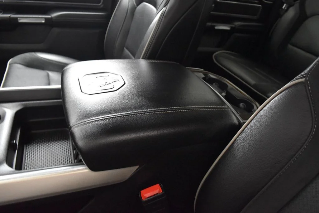 Used 2022 Blue Ram Laramie image 18