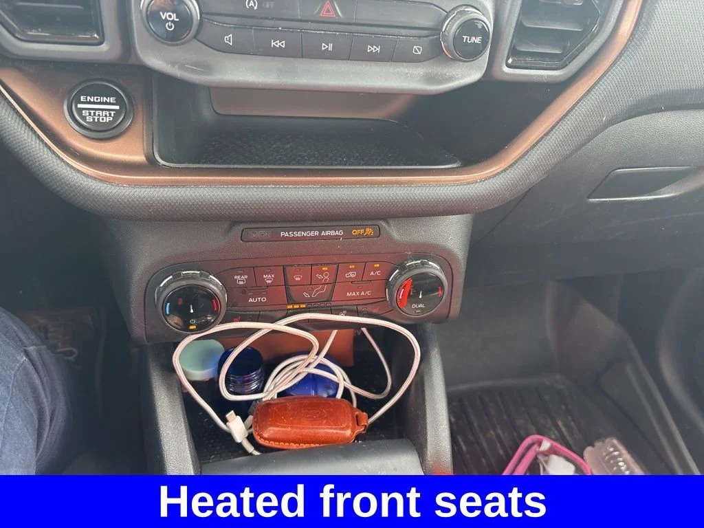 Used 2022 White Ford Outer Banks image 18