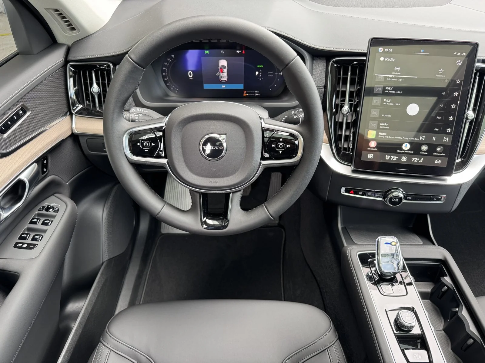 New 2026 Gray Volvo T8 Plus image 15