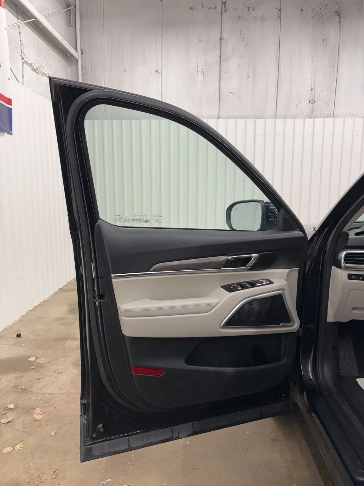 Certified Used 2020 Ebony Black Kia EX image 8