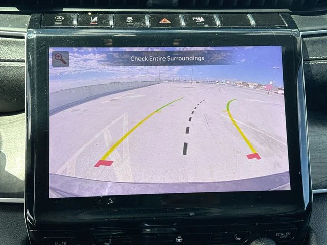 Used 2024 Gray Jeep Limited image 17