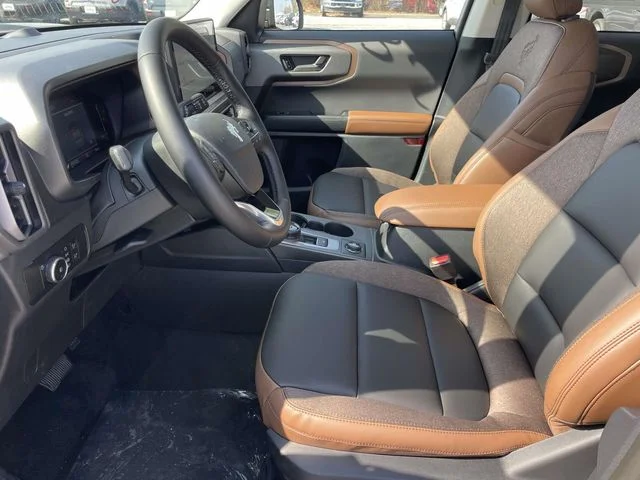 New 2026 Shadow Black Ford Outer Banks® image 13