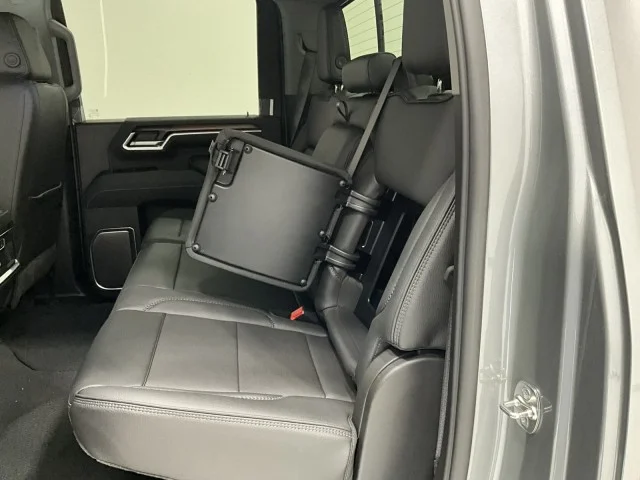 2026 GMC Sierra 3500HD Denali - Photo 22