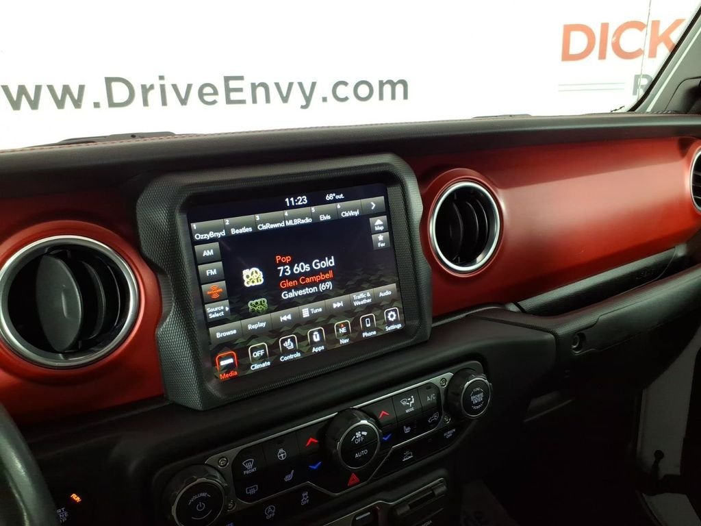 Used 2023 White Jeep Rubicon image 25