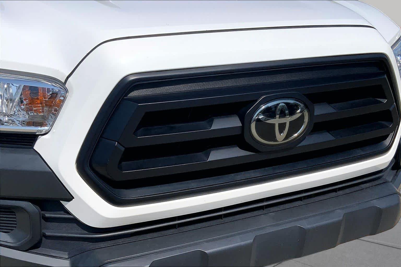 Used 2023 Ice Cap Toyota SR image 28