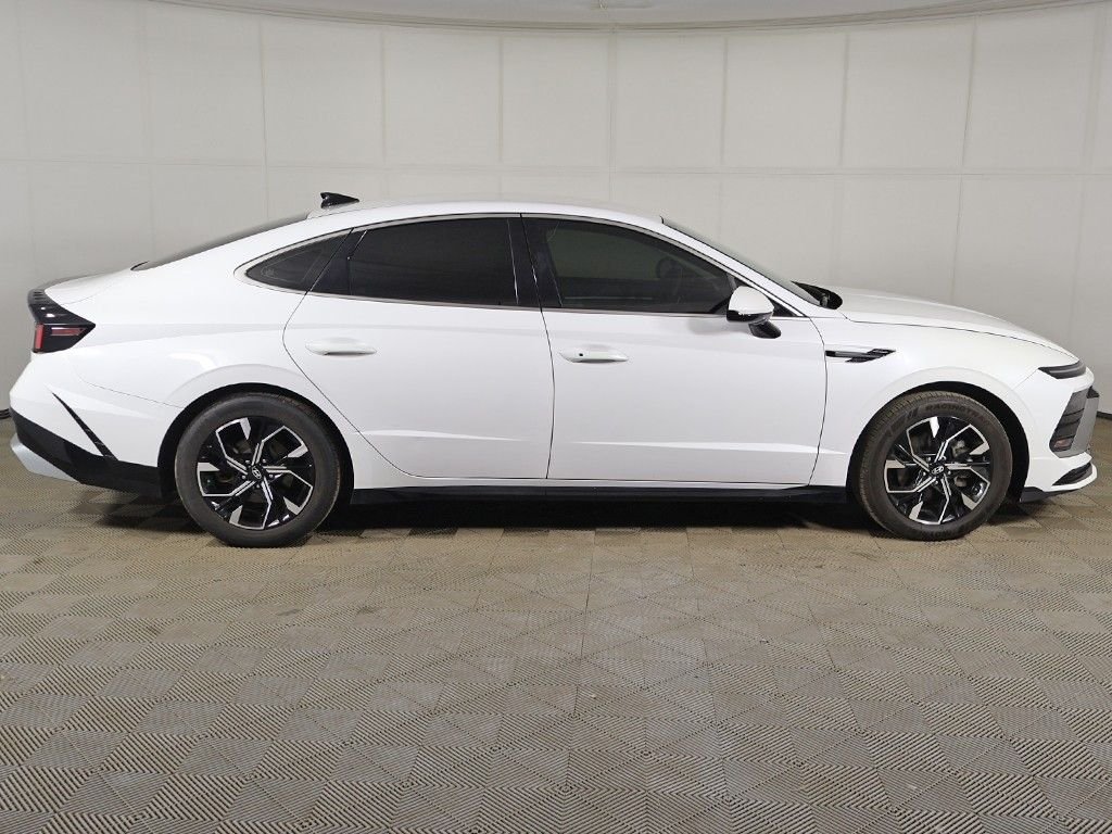 Certified Used 2024 White Hyundai SEL image 13