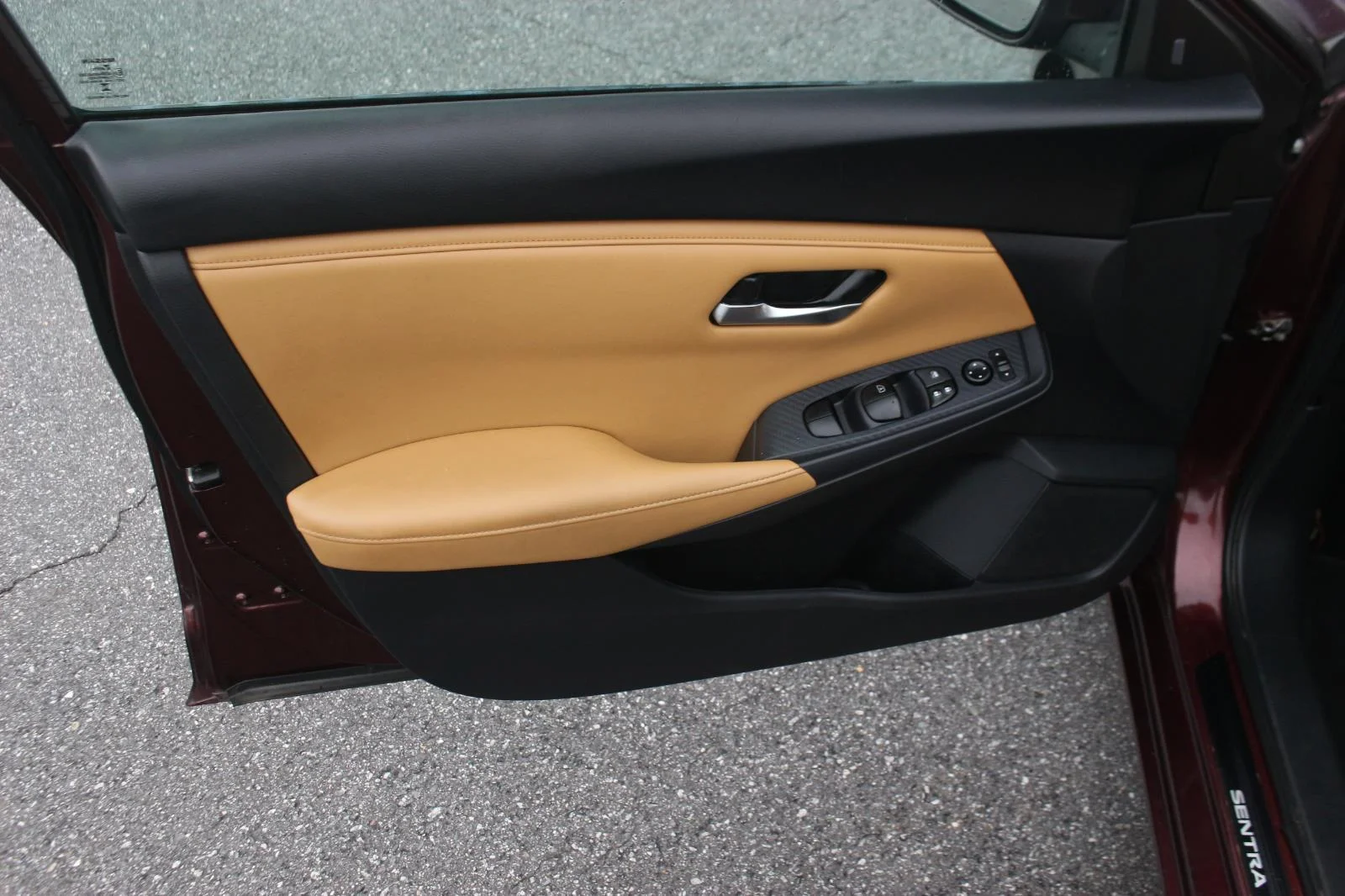 Used 2023 Grey Nissan SV image 12