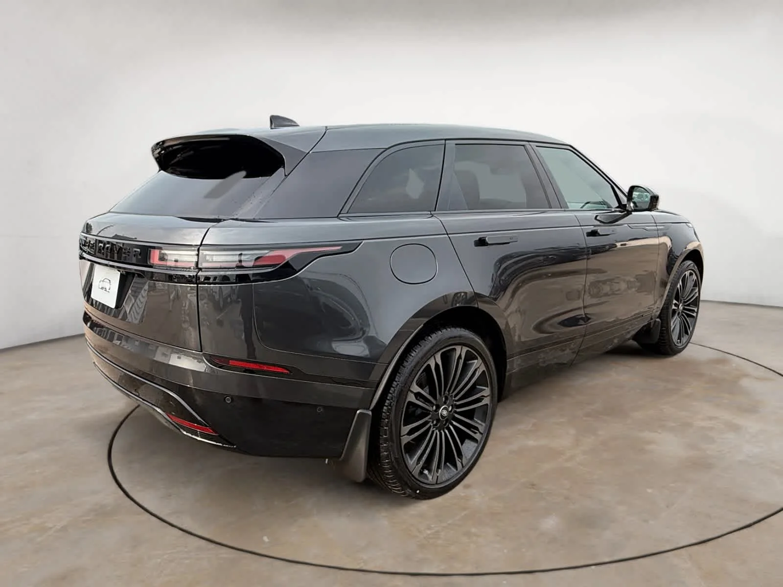 New 2026 Carpathian Grey Land Rover Belgravia Edition image 5