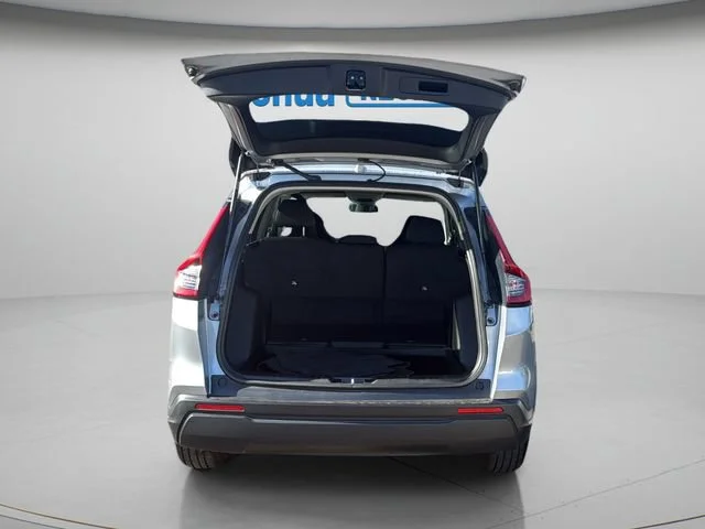 Used 2024 LUNAR SILVER METALLIC Honda LX image 33