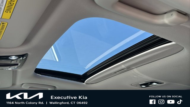 Certified Used 2026 White Kia EX image 22