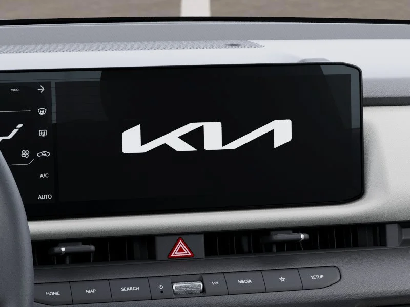 New 2027 Pale Gray Kia S image 20